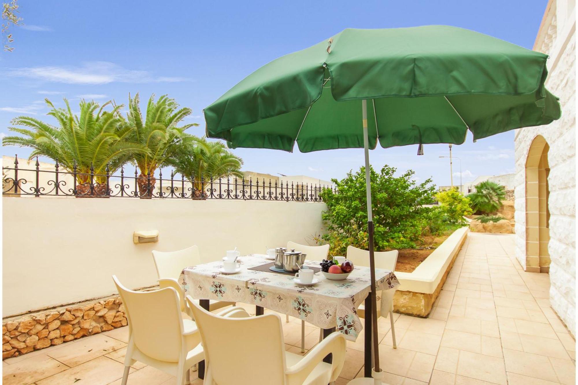 Villa & Pool Apartments In Mellieha Bay Εξωτερικό φωτογραφία