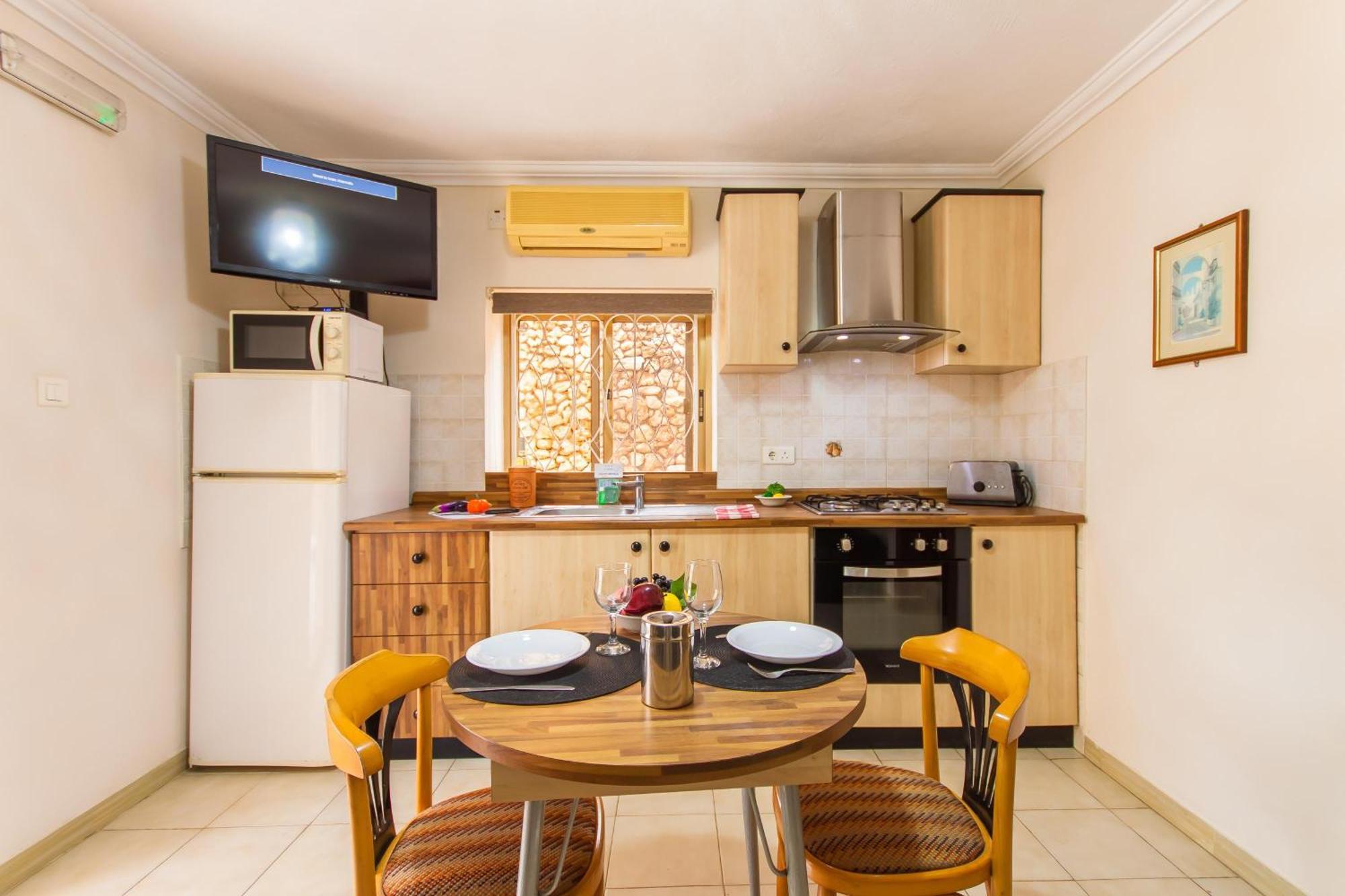 Villa & Pool Apartments In Mellieha Bay Εξωτερικό φωτογραφία