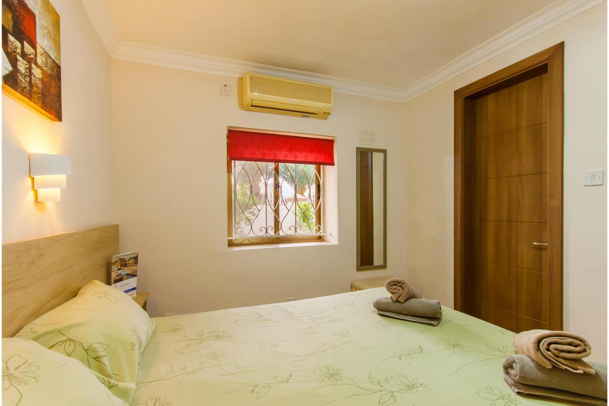 Villa & Pool Apartments In Mellieha Bay Εξωτερικό φωτογραφία